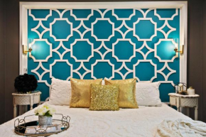 Peacock Suite. Centrally Located. Amazing Outdoor Space.